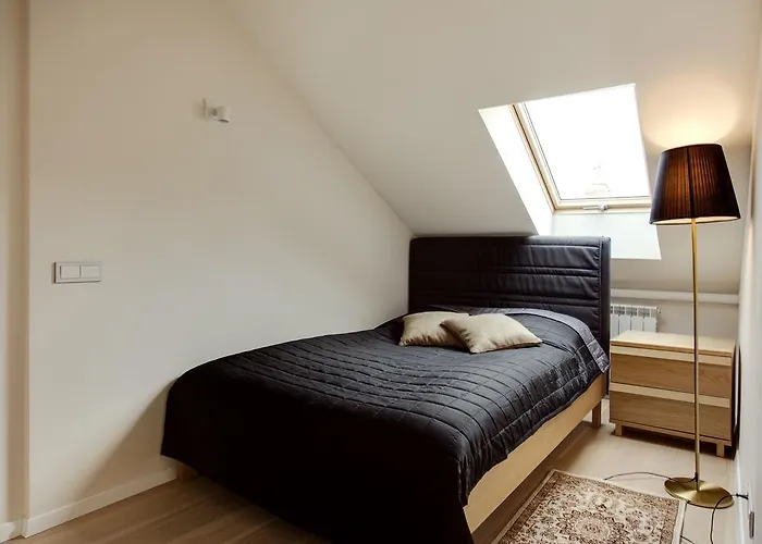 #Stayhere - Spacious 2Bdr Two Floor I Heart Of Old Town