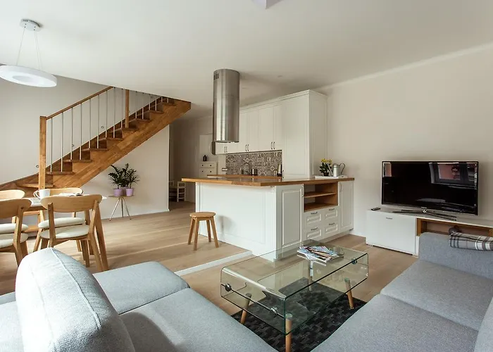 #Stayhere - Spacious 2Bdr Two Floor I Heart Of Old Town
