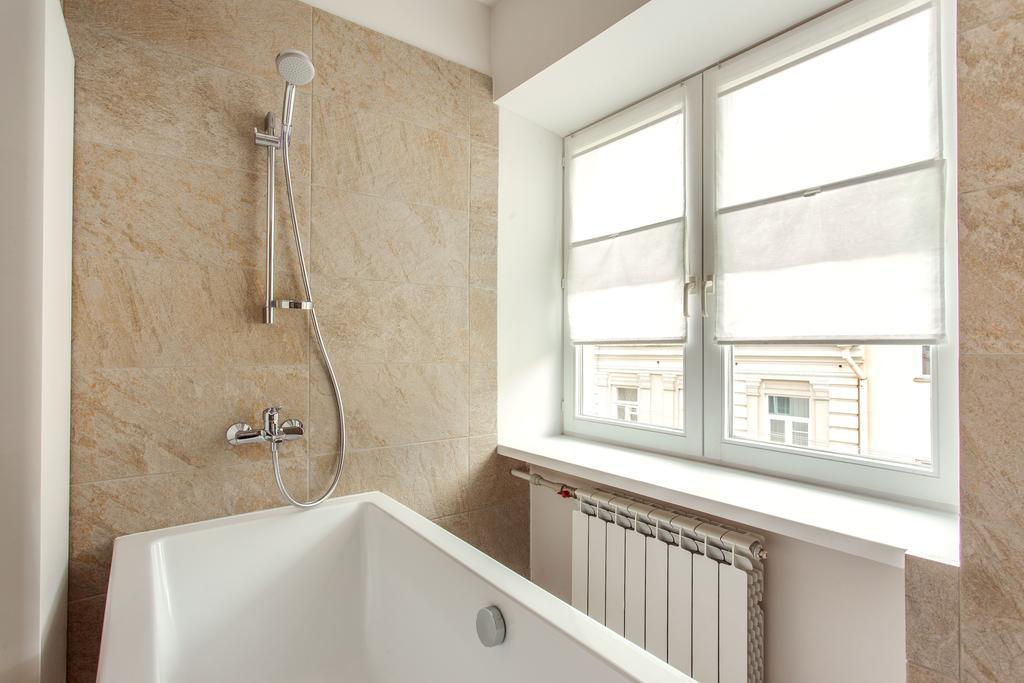 #stayhere - Spacious 2bdr Two Floor I Heart Of Old Town *