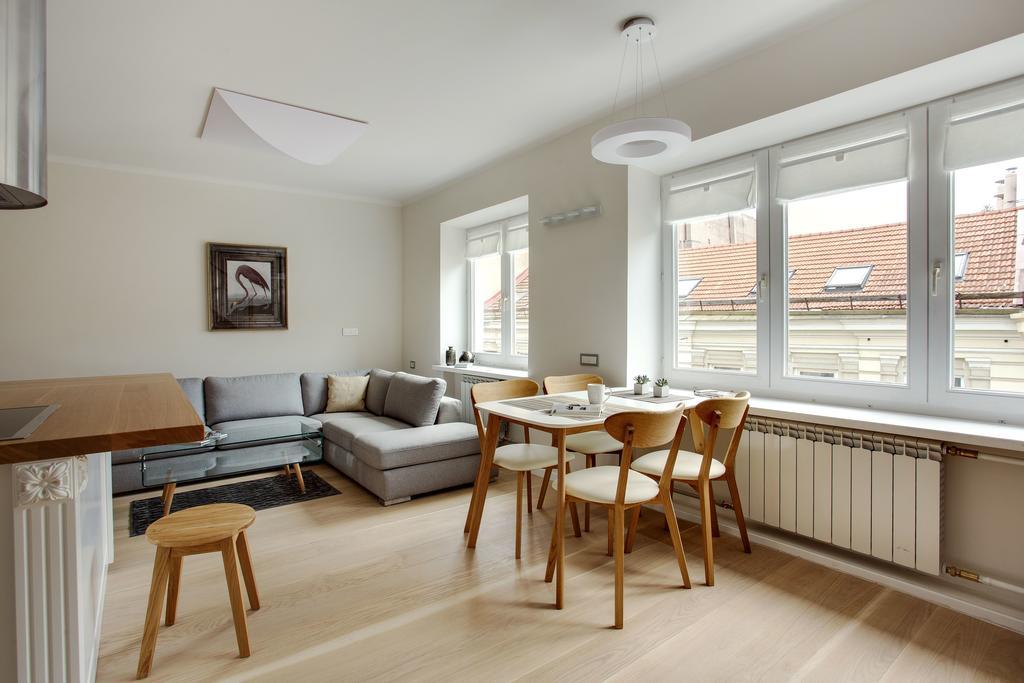 #stayhere - Spacious 2bdr Two Floor I Heart Of Old Town VNO