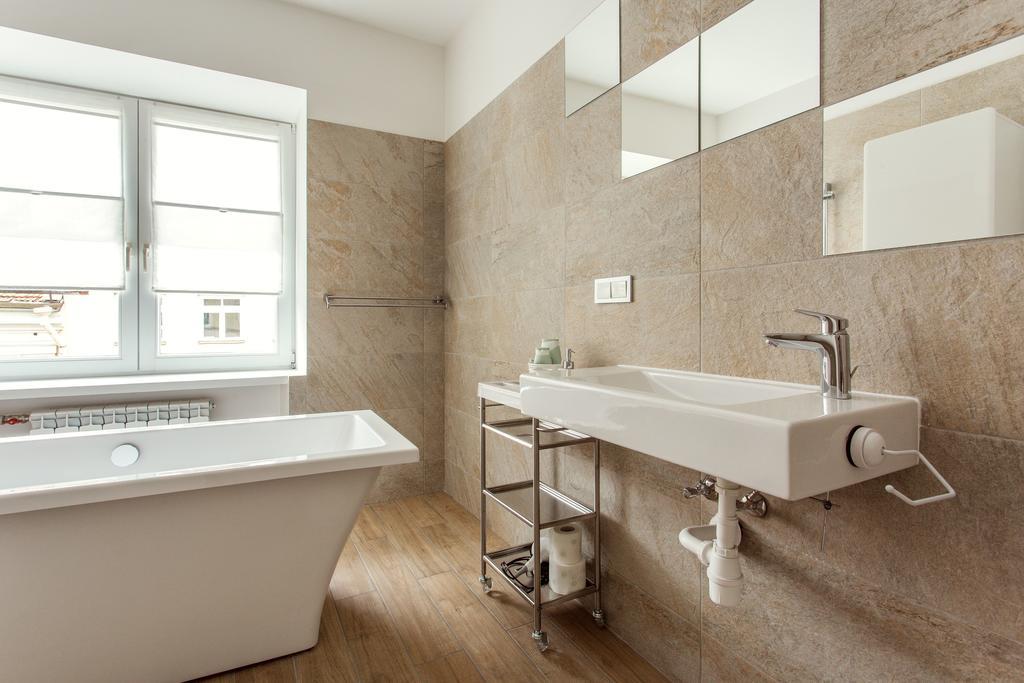#stayhere - Spacious 2bdr Two Floor I Heart Of Old Town Apartamento *