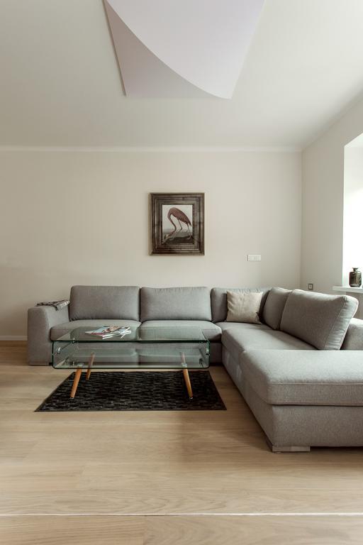 #stayhere - Spacious 2bdr Two Floor I Heart Of Old Town *